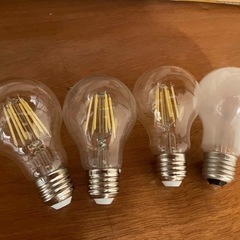 電球4個
