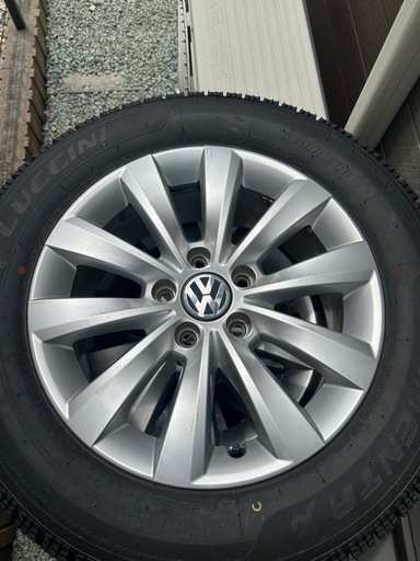 ザビートル純正ホイールスタッドレスタイヤ付き