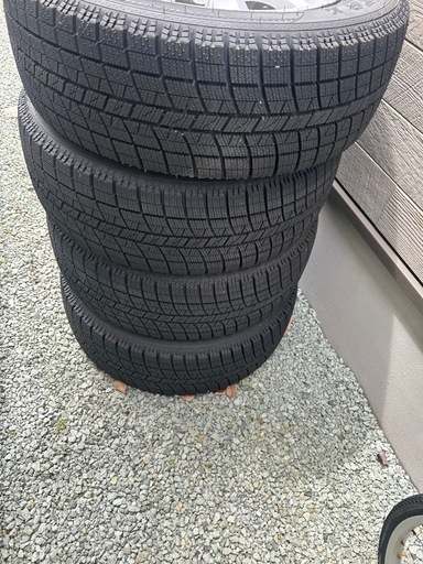 ザビートル純正ホイールスタッドレスタイヤ付き