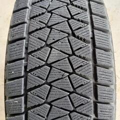 215/70-16　ホイール付スタットレスの画像