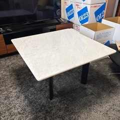 5/8まで　knoll 大理石テーブル　90×90×54cm