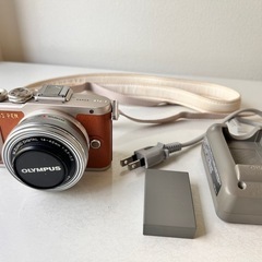 OLYMPUS E-PL8