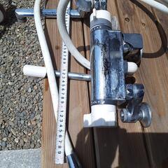 キッチン、バスの混合水栓の画像