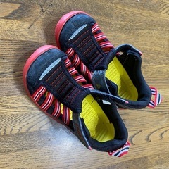 子供用マリンシューズ（18.0cm）