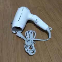 ★Panasonic ヘアードライヤー EH-NE18★