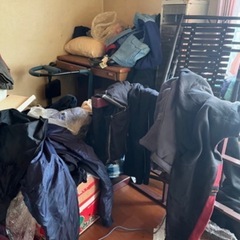 衣類全て1着300円！たくさん有ります！の画像
