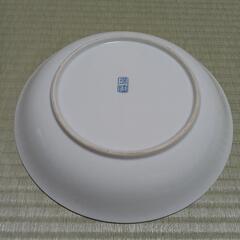 大皿(孔雀)の画像