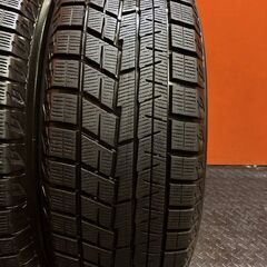 【走行短め】YOKOHAMA ice GUARD iG60 215/60R16 16インチ 4本 22年製 ヴェゼル エスティマ CX-3 クラウンロイヤル等　(KTM379)の画像