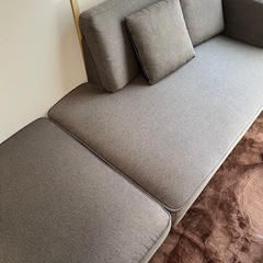 美品！3人がけソファ・オッドマン・クッション付きの画像