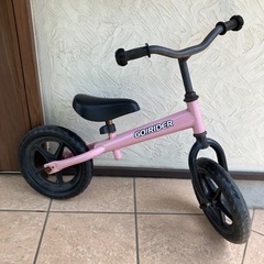ストライダー　ピンク
