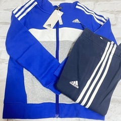 ❤️新品❤️ adidas アディダス　ジャージ　上下　130c...