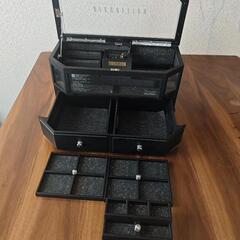 DISCRETION ジュエリーボックス ブラックの画像