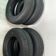 ハイエース純正　
夏タイヤ　新車外し