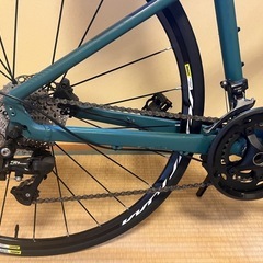 【美品】SPECIALIZED Sirrus 3.0 クロスバイク　Sサイズ2023年 カーボンフォーク、ハンドル、シートポストの画像