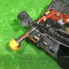 MAX HV-R41G4 高圧ねじ打ち機【市川行徳店】【店頭取引限定】【中古】ITGKU8S9BQFJの画像