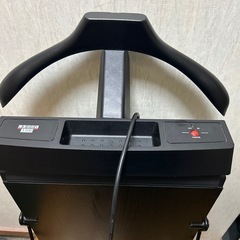 ズボンプレッサー