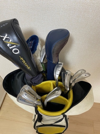 【さらに値下げしました】ゴルフセット+バッグ+新品ボール他