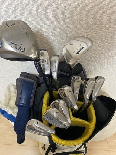 【さらに値下げしました】ゴルフセット+バッグ+新品ボール他