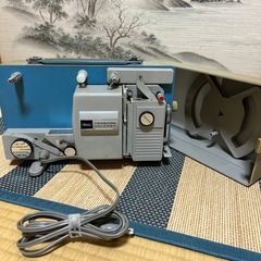 RICOH  8ミリ映写機➕スクリーン の画像