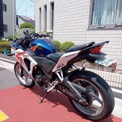 バイク  cbr250r ABSの画像