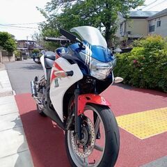 バイク  cbr250r ABSの画像