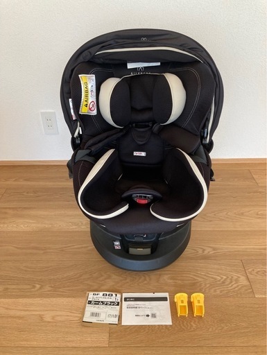 エールべべ　チャイルドシート