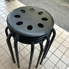 丸椅子4脚