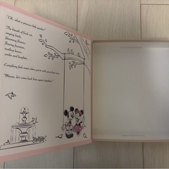 ディズニー　ブック型　空き箱の画像