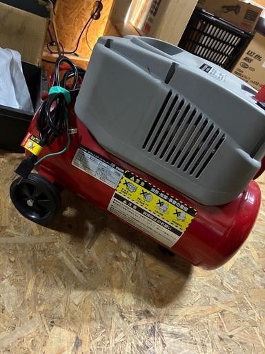 コンプレッサー