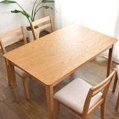 ダイニングテーブル