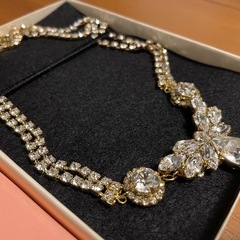 オールスワロフスキー ブライダルイヤリング&ネックレスセット ゴールドの画像