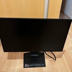 ウルトラワイドモニター、5.1サラウンドスピーカーＧ５６０、他モニター1枚の画像