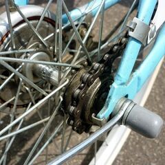 ☆自転車 ジュニアサイクル 24インチ 変速無し 子ども用自転車 ブルー×ホワイト 切り替えなし かご付き 札幌 北20条店の画像