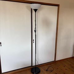 IKEA スタンドライト
