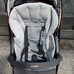 Combi（コンビ）のベビーカーの画像