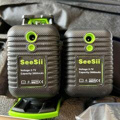 ✨限定１品✨　レーザー墨出し器 グリーンレーザー 16ライン バッテリー2個の画像