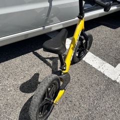 ストライダー   キックバイク  バランスバイク  乗り物   子ども用  玩具の画像