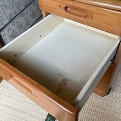 学習机の引き出しの画像