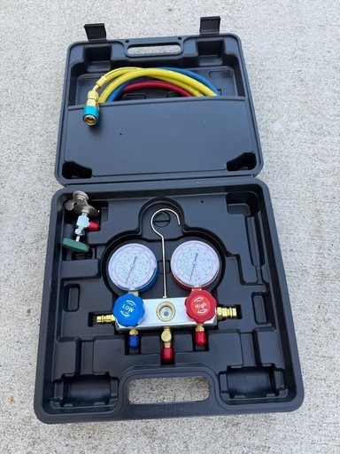 エアコンガスチャージ