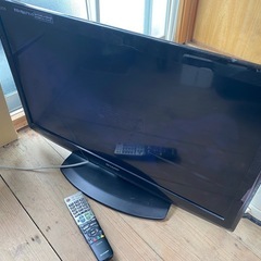 AQUOS 32型　　LC-32V5 画面ムラあり