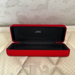 JINS 赤 メガネケース スリム