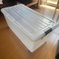 衣装ケース
