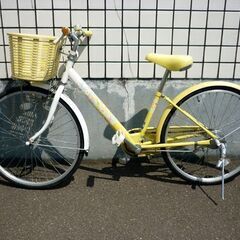 ☆自転車 24インチ ジュニアサイクル 変速無し 子ども用 イエロー×ホワイト 切り替え無し かご付き 札幌 北20条店の画像