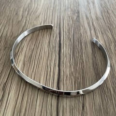 【美品】ダニエルウェリントン　バングル