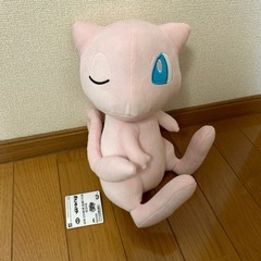 ポケモン　ミュウぬいぐるみ