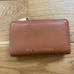 マークジェイコブズ財布