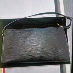 0505-060 【Louisvuitton】エピ　レディースバッグ