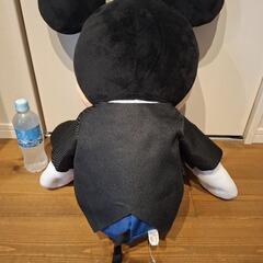 存在感あるミッキーのぬいぐるみの画像