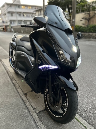 TMAX530 
逆車
