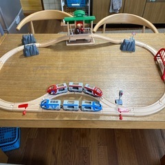 BRIO 木製列車セット
  